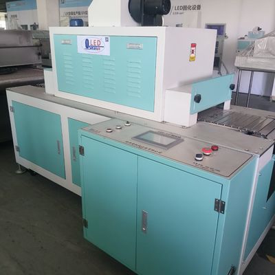 Промышленный светодиодный ультрафиолетовый отвердитель для быстрой сушки и отверждения покрытий, чернил и клеев на основе растворителей.