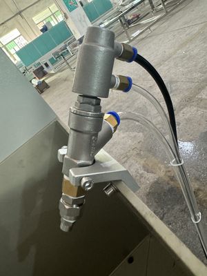 Экоцентрическая машина для покрытия целлюлозной плесенью для биологического покрытия продукции из соломы и бамбуковых волокон