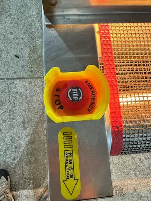 Усовершенствованный туннель для ультрафиолетовой дезинфекции пищевых продуктов: интегрированное решение для конвейерных производственных линий