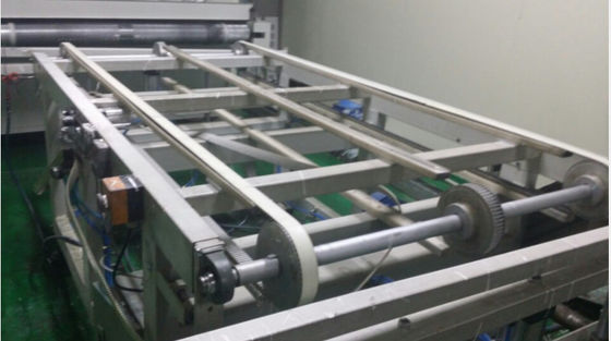 машина 0.75KW конвейерной ленты зеленого цвета Cnc 220V 50HZ одновременная
