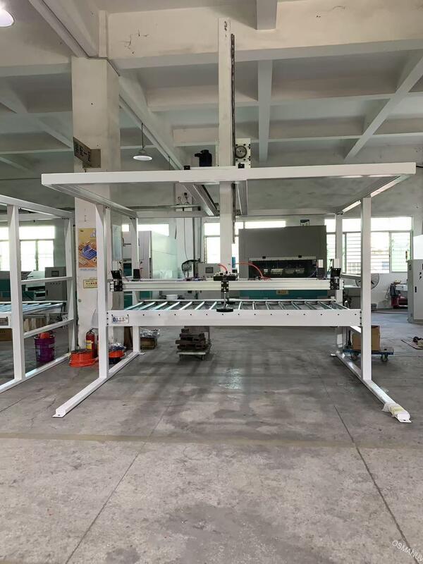 Прецизионный 5-осевой портальный робот для работы с чувствительными компонентами - автоматизация загрузки/выгрузки ЧПУ